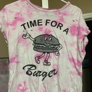Distressed tie die graphic t. Size M